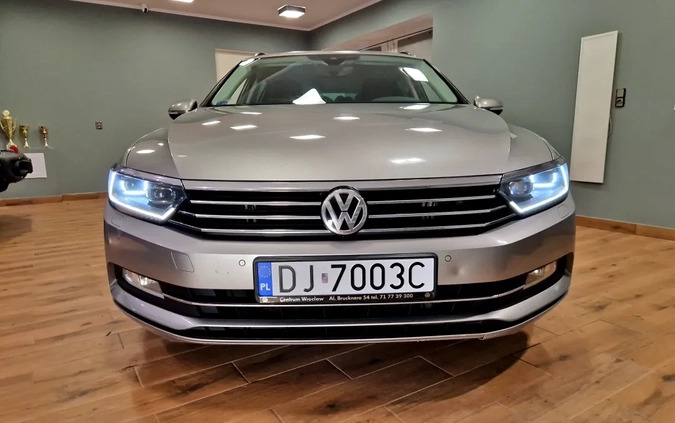 Volkswagen Passat cena 49999 przebieg: 254994, rok produkcji 2016 z Góra małe 326